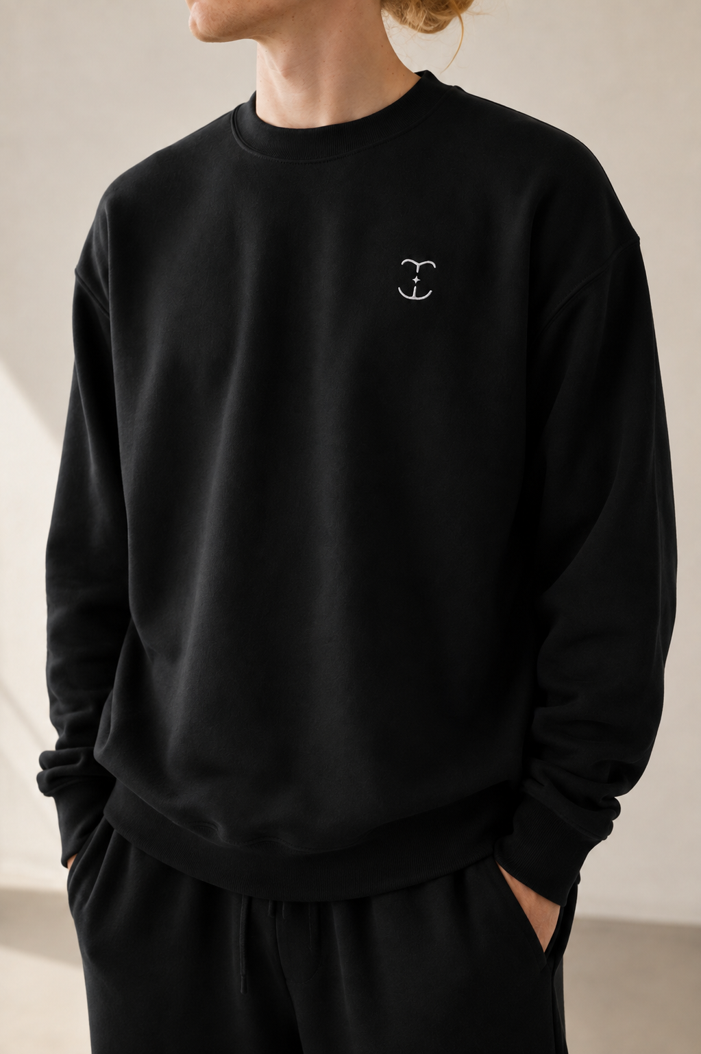 TELLS Signature Mark Black Sweatshirt