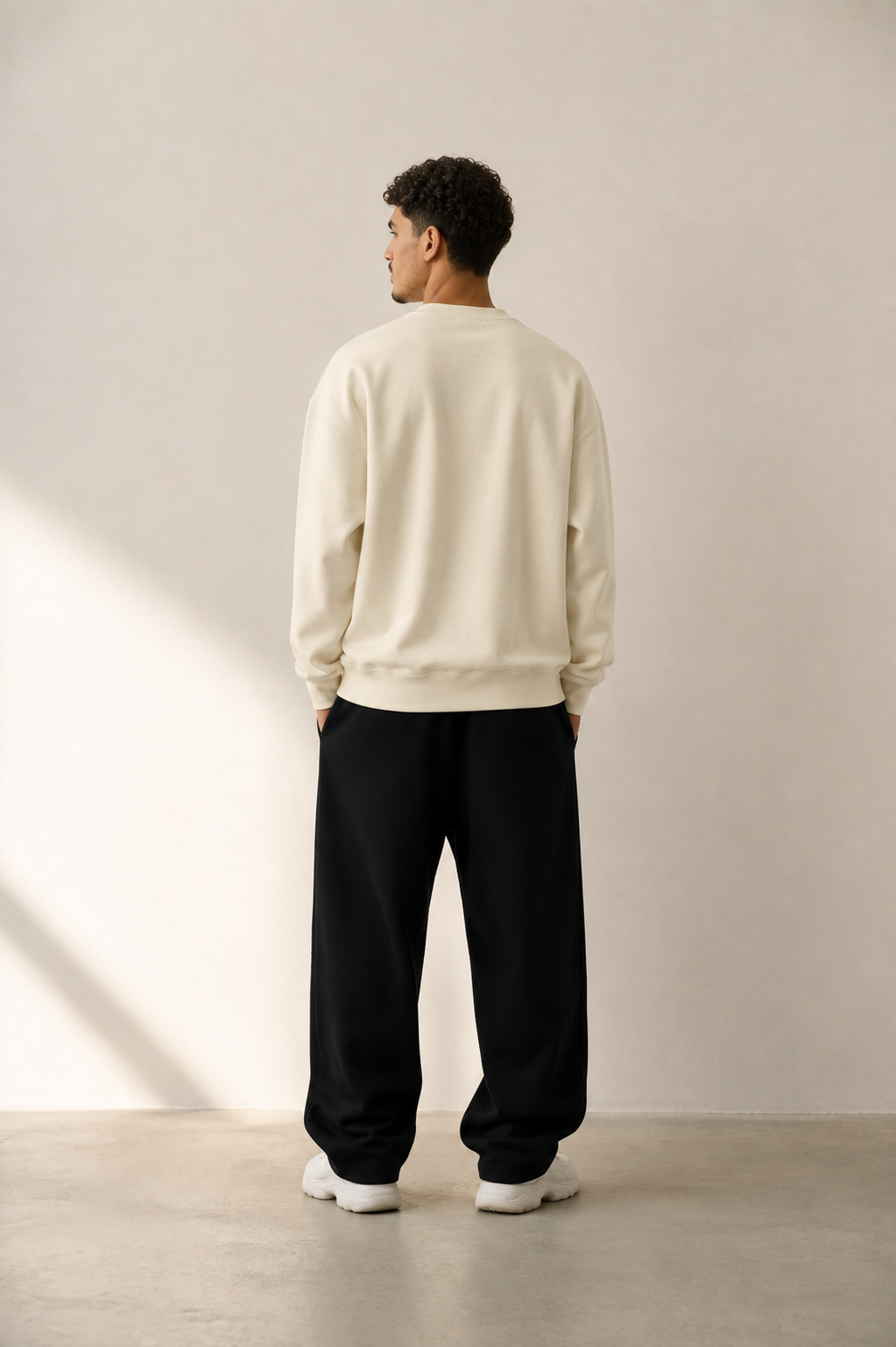 TELLS Signature Mark Beige Sweatshirt