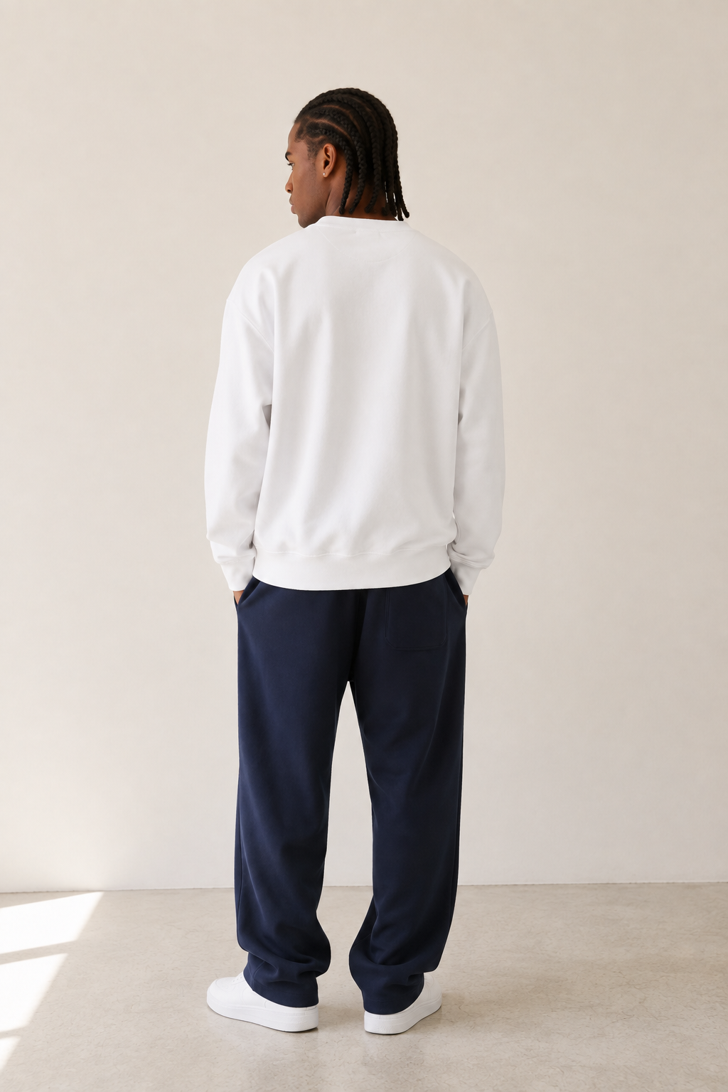 TELLS Signature Mark White Sweatshirt