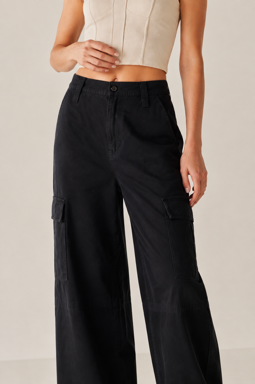 Women’s TELLS Washed Wide-Leg Black Cargo Pants