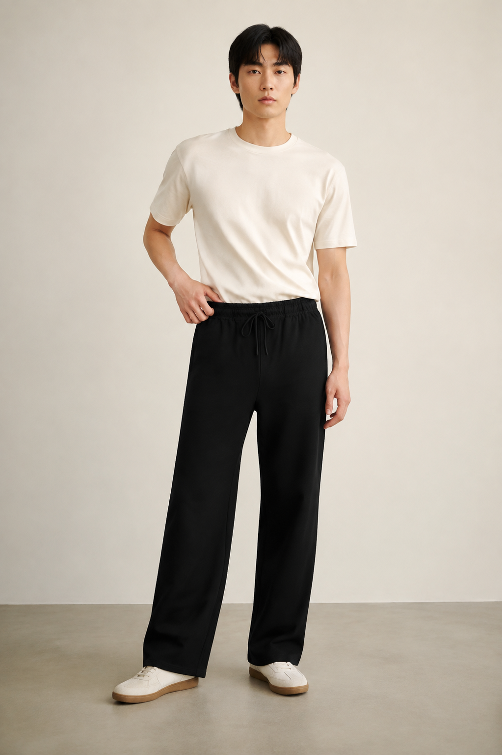 TELLS Straight-Leg Black Sweatpants