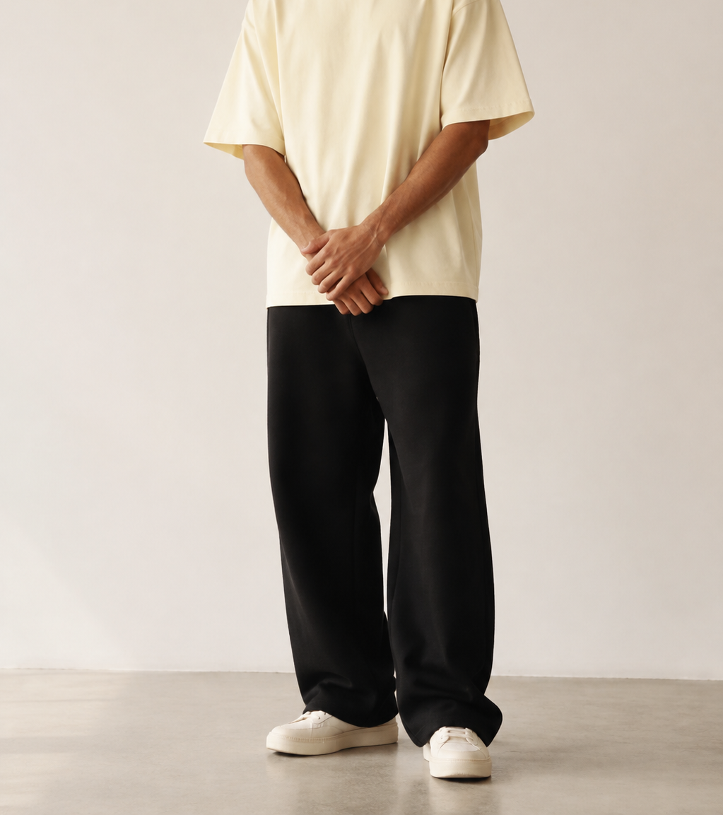Men’s TELLS Heavyweight Mellow Oversized T-Shirt — cropped below face