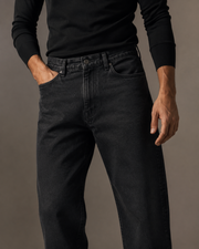 Still Straight Jeans in Black detail