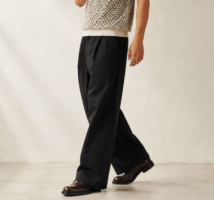 Open Form Wide-Leg Trousers in Black