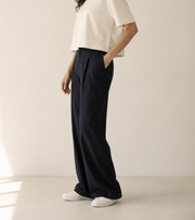 Women’s Signature Star Beige Boxy Tee — cropped below face