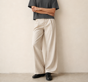 Women’s Signature Star Dark Gray Boxy Tee — cropped below face