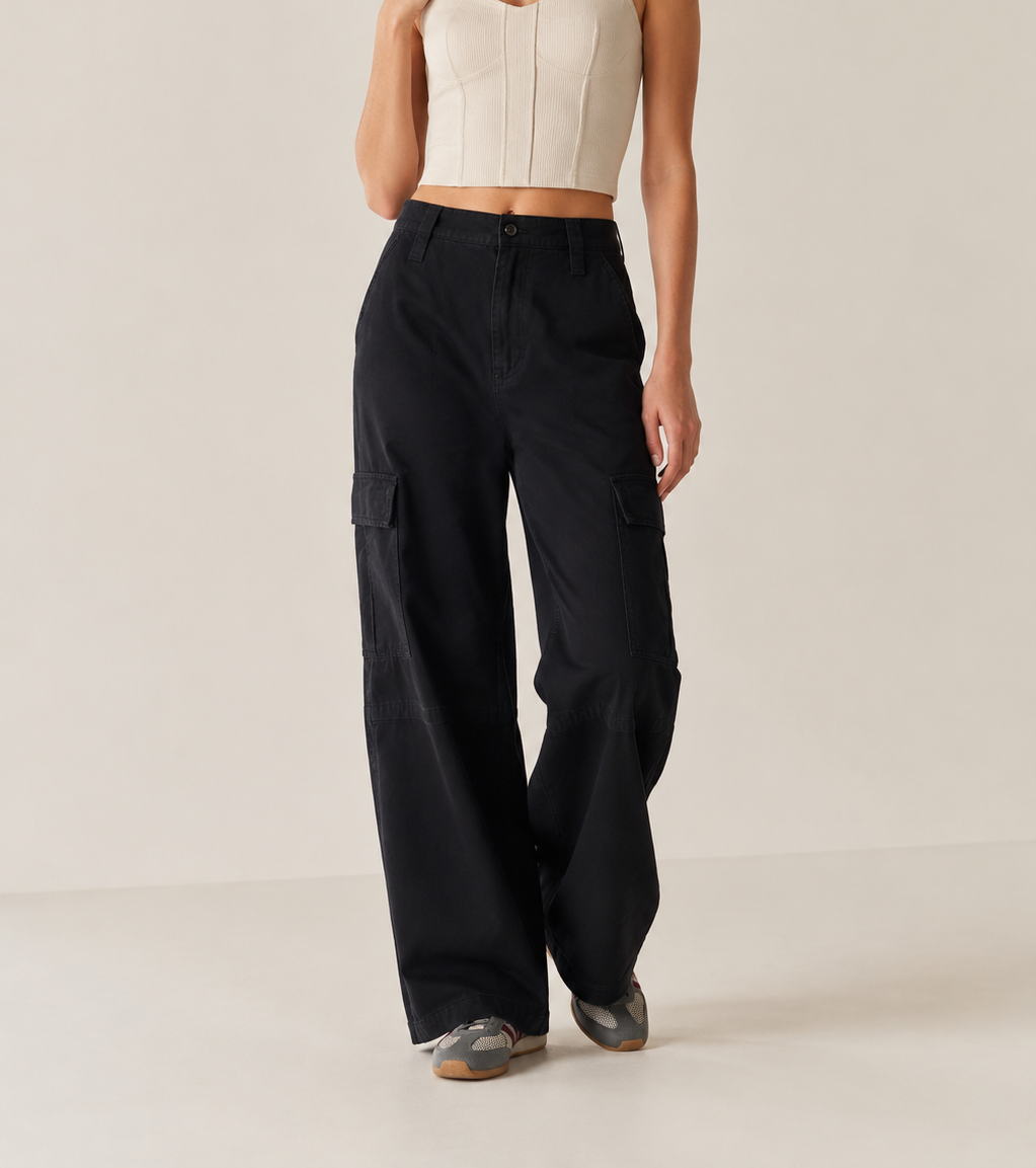 Women’s TELLS Washed Wide-Leg Black Cargo Pants — cropped below face