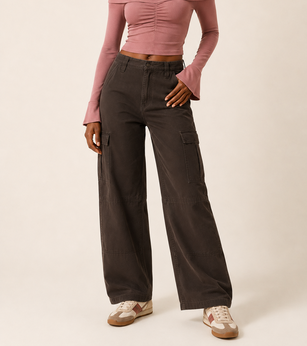 Drift Wide-Leg Cargo Pants in Coffee