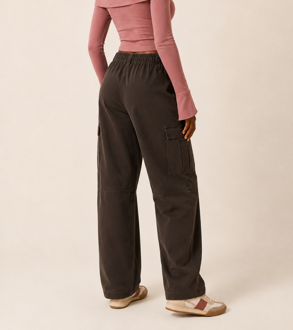 Women’s TELLS Washed Wide-Leg Coffee Cargo Pants — cropped below face